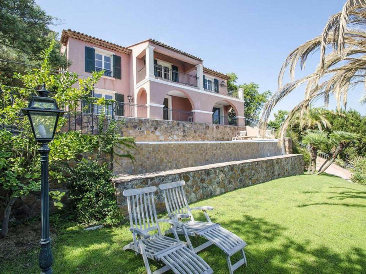 Villa In Antheor With Private Swimming Pool Saint-Raphaël Buitenkant foto