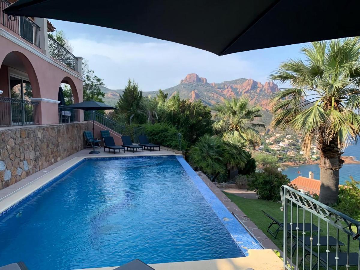 Villa In Antheor With Private Swimming Pool Saint-Raphaël Buitenkant foto